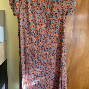 Small lularoe Carly dress